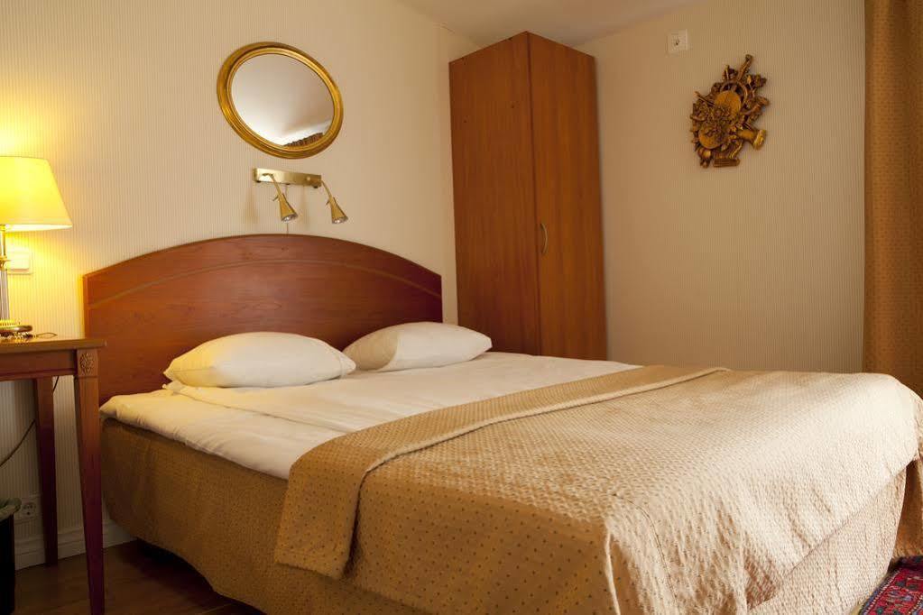 Behrn Hotell Örebro Kültér fotó
